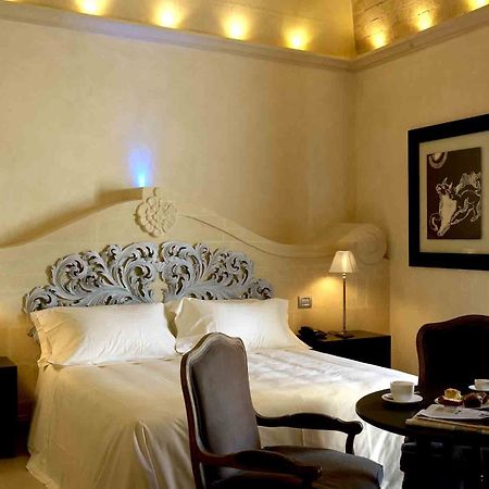 Palazzo Gattini Luxury Hotel - Vretreats 마테라 객실 사진