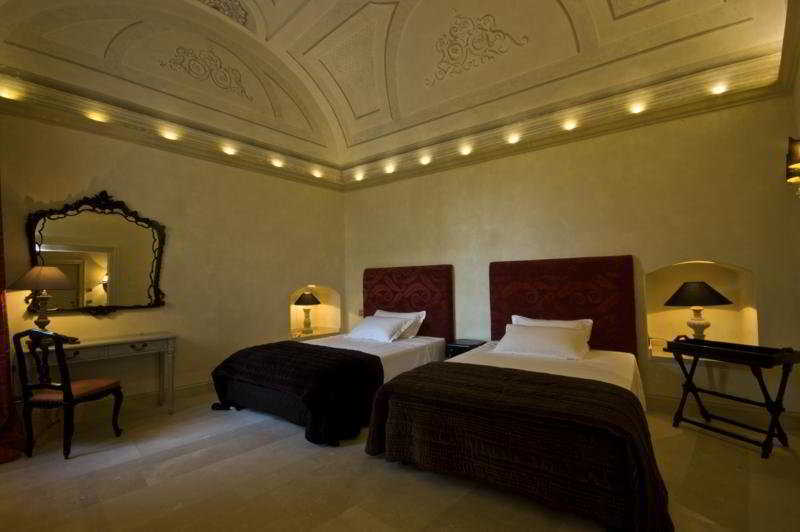 Palazzo Gattini Luxury Hotel - Vretreats 마테라 객실 사진